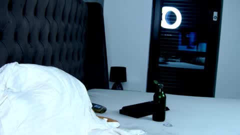   Tikhomirov old usersname    Instagram- tikhomirovandreea17 Twitter DeeaOfficial17  online show from 12-14-24, 01:38