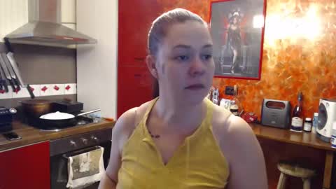 Snapshot of deea1805 chatting on 01-02-25, 01:08 deea1805 online show from 01-02-25, 01:08