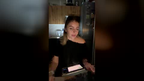 deean12 online show from 04-01-26, 06:49