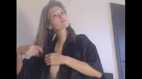 Deelightfull online show from 12-23-24, 08:55