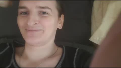 Snapshot of deep_hole_girl chatting on 05-14-26, 11:11 deep_hole_girl online show from 05-14-26, 11:11