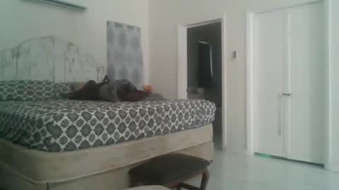 Snapshot of deepdiveme chatting on 10-22-25, 07:57 deepdiveme online show from 10-22-25, 07:57