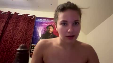 Snapshot of deepthroatqueen33 chatting on 03-11-26, 11:05 deepthroatqueen33 online show from 03-11-26, 11:05