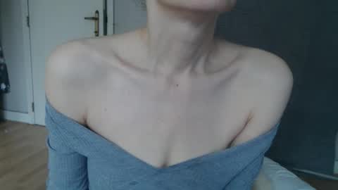 KamiDevi online show from 10-10-25, 03:11