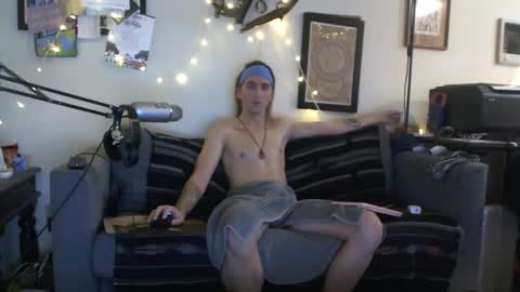 definatelyvegan online show from 10-04-25, 02:09