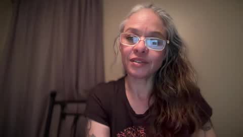 Tori online show from 01-12-25, 07:43