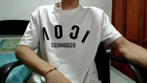 Snapshot of dei_v_48 chatting on 09-21-25, 08:21 DEIVY online show from 09-21-25, 08:21