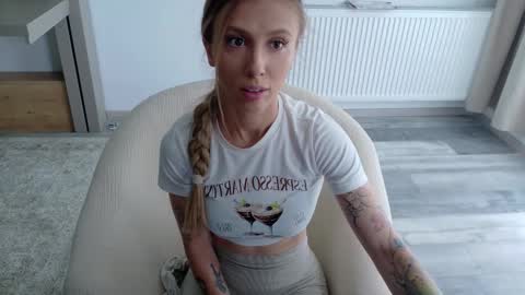 Di online show from 10-11-25, 09:41