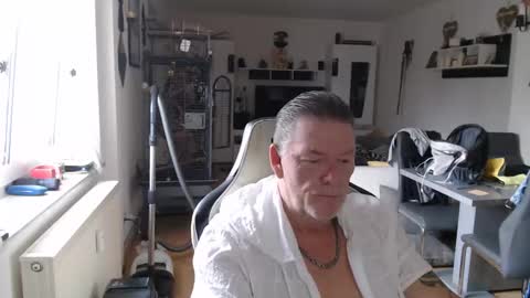 deinprinz2312 online show from 06-02-26, 04:14