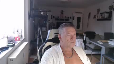 Snapshot of deinprinz2312 chatting on 07-16-26, 03:34 deinprinz2312 online show from 07-16-26, 03:34