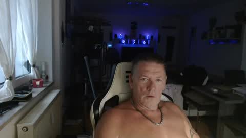 Snapshot of deinprinz2312 chatting on 07-17-26, 04:08 deinprinz2312 online show from 07-17-26, 04:08