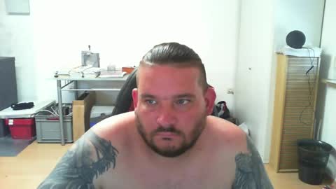 Snapshot of deinspielzeug87 chatting on 08-05-26, 11:57 deinspielzeug87 online show from 08-05-26, 11:57