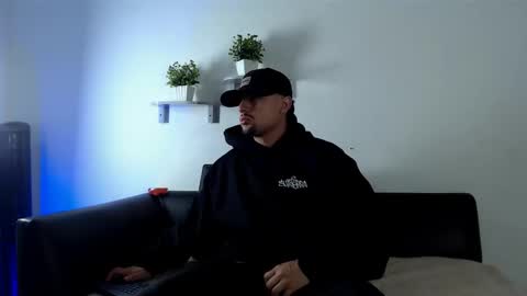  DEIVY  online show from 12-23-25, 02:53