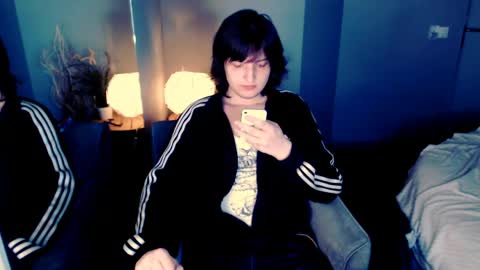 Alex online show from 06-07-26, 02:43