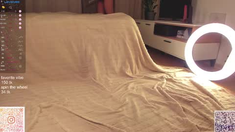 Dia online show from 02-11-25, 10:07