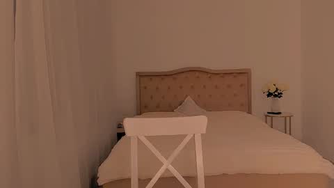 deliadelicious online show from 01-27-25, 09:44