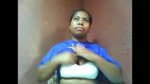 deliah712909 online show from 12-27-24, 04:47