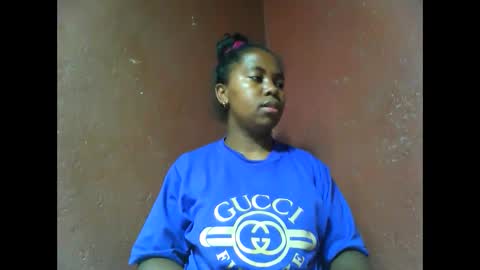 deliah712909 online show from 12-27-24, 02:33