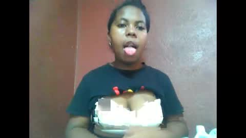 deliah712909 online show from 01-04-25, 08:06