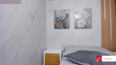 Snapshot of delicious_girl4u_ chatting on 01-17-25, 01:03 Natalia online show from 01-17-25, 01:03