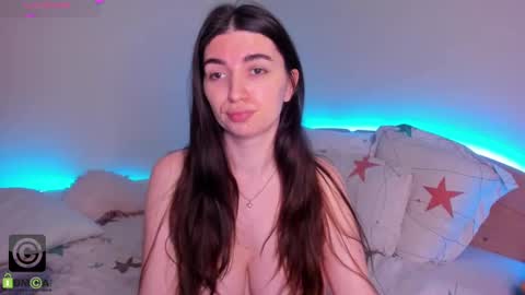 Snapshot of delicious_mila chatting on 02-09-25, 02:29 Mila online show from 02-09-25, 02:29