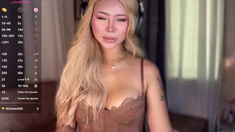 Snapshot of deliciousfaye chatting on 03-28-26, 05:07 Hello your loving faye 3 online show from 03-28-26, 05:07