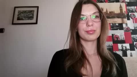 Snapshot of delightaurora chatting on 01-14-25, 07:38 Aurora online show from 01-14-25, 07:38