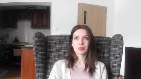 Snapshot of delightaurora chatting on 02-07-25, 08:44 Aurora online show from 02-07-25, 08:44