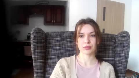 Snapshot of delightaurora chatting on 02-19-25, 08:01 Aurora online show from 02-19-25, 08:01