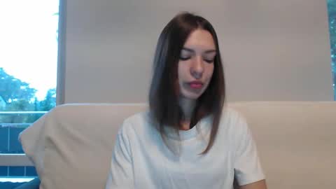 Snapshot of delightaurora chatting on 10-08-25, 05:38 Aurora online show from 10-08-25, 05:38