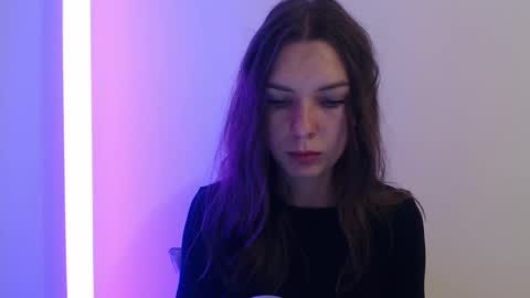 Snapshot of delightaurora chatting on 10-15-25, 05:51 Aurora online show from 10-15-25, 05:51