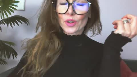 delilah_sweet online show from 06-16-26, 02:41