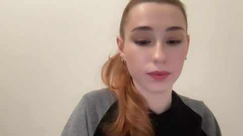 Delivery      online show from 01-08-25, 05:26