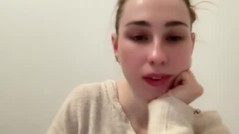 Delivery      online show from 01-24-25, 12:20