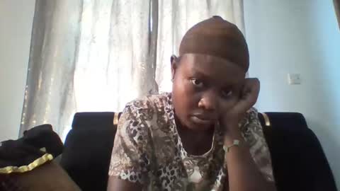 Snapshot of dellarine517299 chatting on 01-12-26, 10:31 dellarine517299 online show from 01-12-26, 10:31