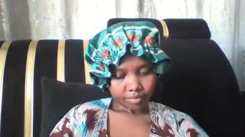 Snapshot of dellarine517299 chatting on 04-15-26, 11:06 dellarine517299 online show from 04-15-26, 11:06