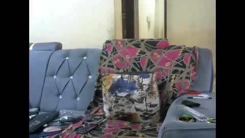 Ginger online show from 10-05-25, 01:09