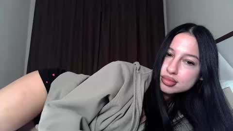 delly_love online show from 10-14-25, 07:25