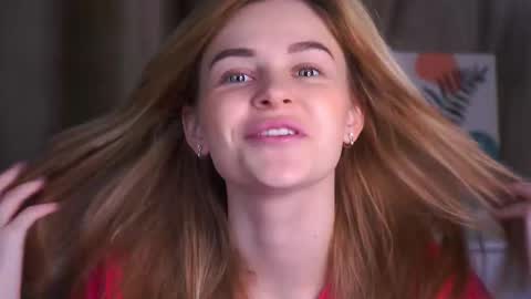 Snapshot of delmyostrem chatting on 10-24-25, 07:16 Emily online show from 10-24-25, 07:16