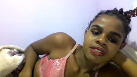 Snapshot of delphineee chatting on 03-22-26, 11:24 delphine online show from 03-22-26, 11:24