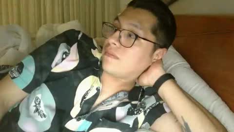 Snapshot of dementedpleasure chatting on 11-13-25, 04:11 Hung Angel online show from 11-13-25, 04:11