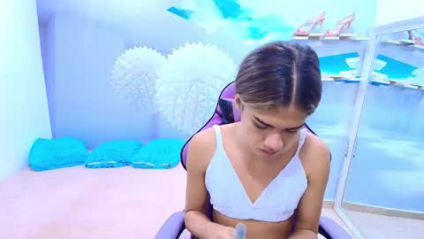 DEMI online show from 02-20-26, 11:54