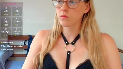 demigoddesslexie online show from 12-14-25, 02:50