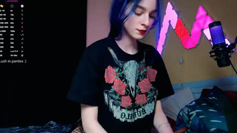 Snapshot of demmi_foxy chatting on 01-15-25, 10:24 Demmi online show from 01-15-25, 10:24