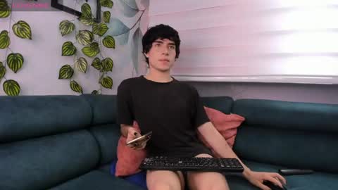   online show from 04-23-26, 01:24