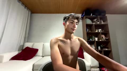 Snapshot of demon_heaven chatting on 01-12-25, 04:21 Demon online show from 01-12-25, 04:21
