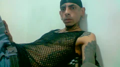 demon_rose_ online show from 05-12-26, 03:36
