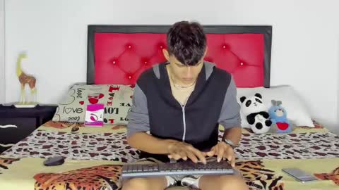 demon_salvatore_ online show from 10-11-25, 10:08