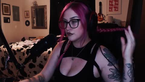 Demoness Mina online show from 01-31-25, 01:54