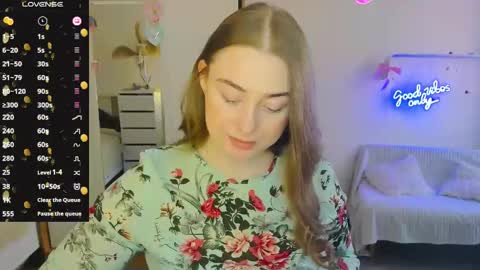 Sophie online show from 02-19-25, 09:17